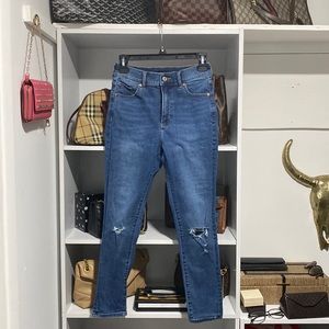 *EUC* Express Jeans Size 2 Short